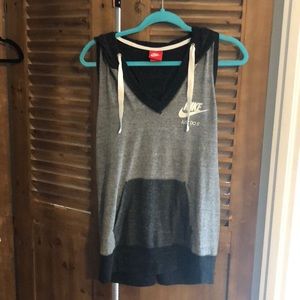 NWOT Nike hoodie top